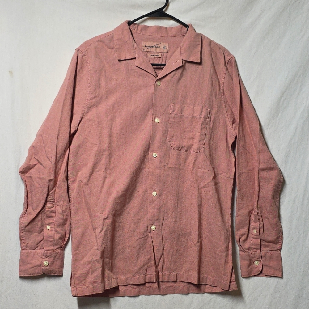 Abercrombie & Fitch Men's Dusty Rose Button-Down Shirt Size XS